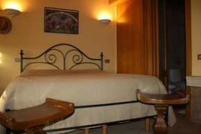 Отель Farm house Castelmontioni Lazise  Лацизе